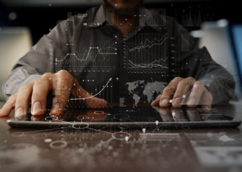 Harnessing the Power of Pixels: The Double-Edged Sword of Technology’s Impact on Motivation